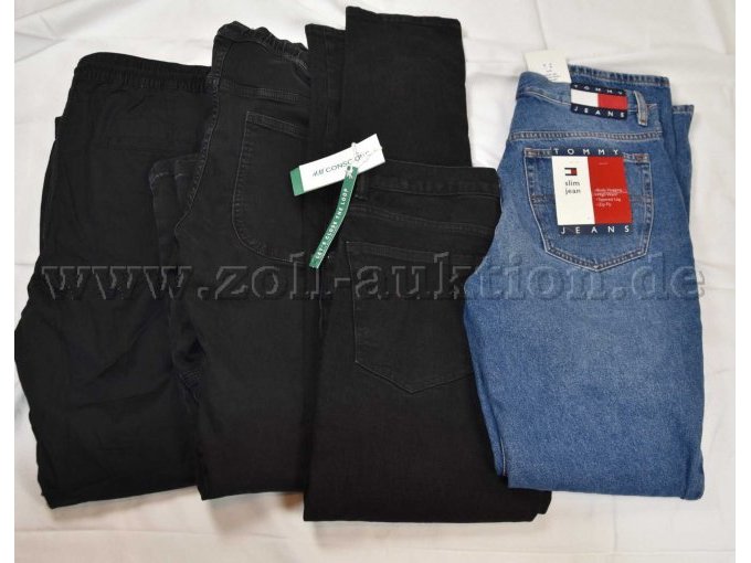 4 Hosen Gr. 31 & M der Marken „TH“ "H&M" und "C&A"