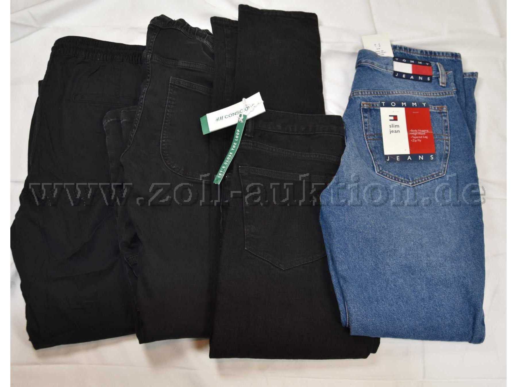 4 Hosen Gr. 31 & M der Marken „TH“ "H&M" und "C&A"