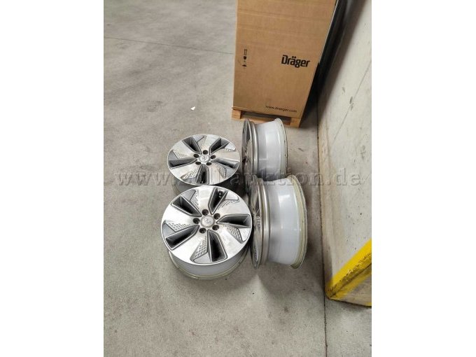 4 Hyundai Kona Felgen 52910 K4000 – foto 2 – kavel bij Zoll-Auktion, Bedburg-Hau