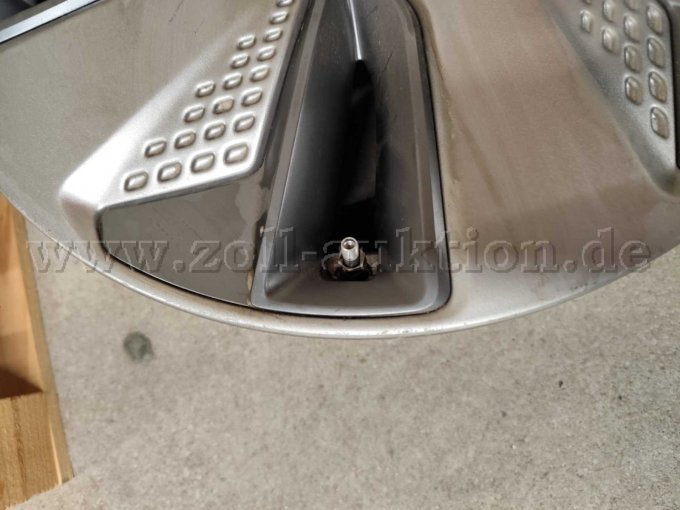 4 Hyundai Kona Felgen 52910 K4000 – foto 11 – kavel bij Zoll-Auktion, Bedburg-Hau