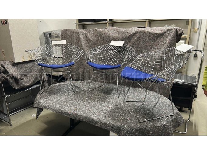 Knoll-Stühle frontal Knoll-Stühle frontal