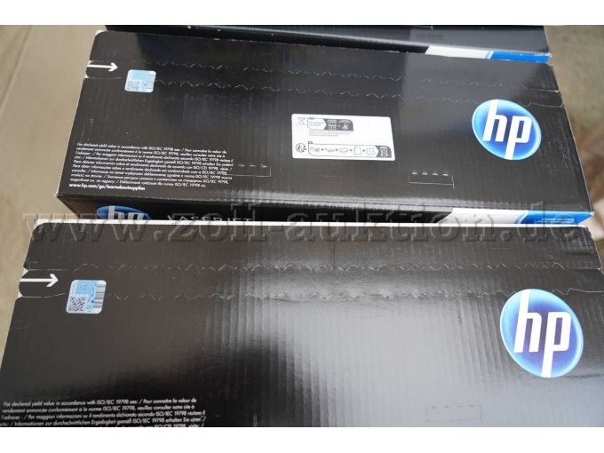 Original verschlossen.