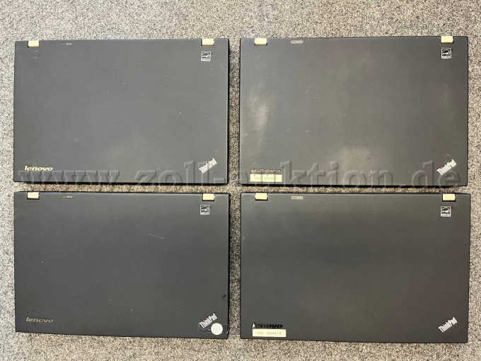 4 Stück T530 aufgeklappt