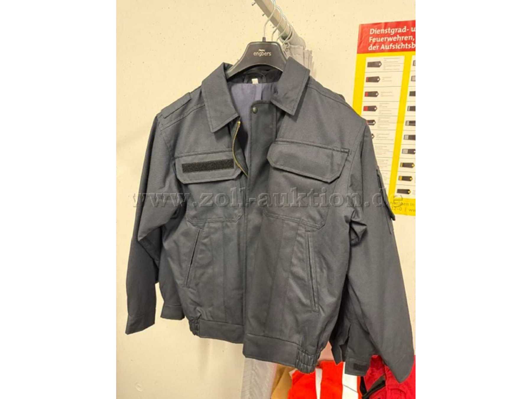Jacke vorne