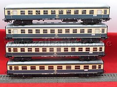 Gesamtansicht der Auktion  4111 und 4112 Märklin Schnellzugwagen