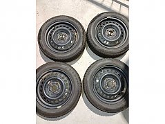 4 PKW-Räder mit Stahlfelgen