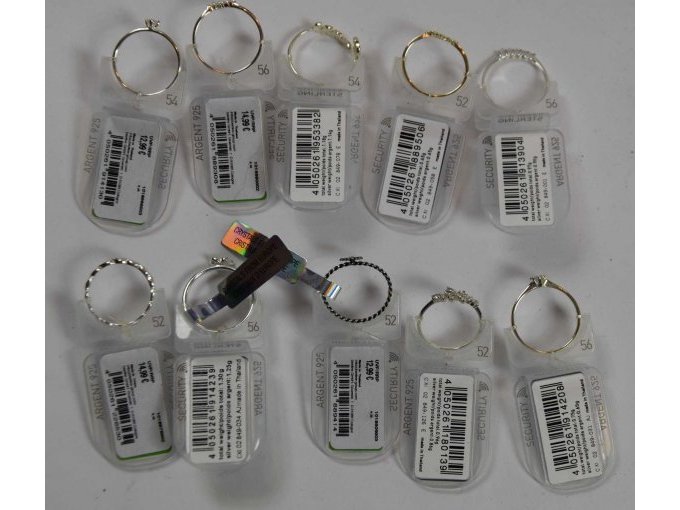 Set van 4 oorknopjes “Bijou Brigitte” & 10 ringen van 925 zilver – foto 5 – kavel bij Zoll-Auktion, Hamburg