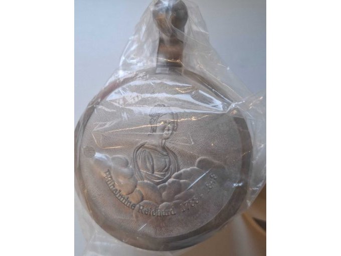 Zinndeckel mit Portrait "Wilhelmine Reichard"