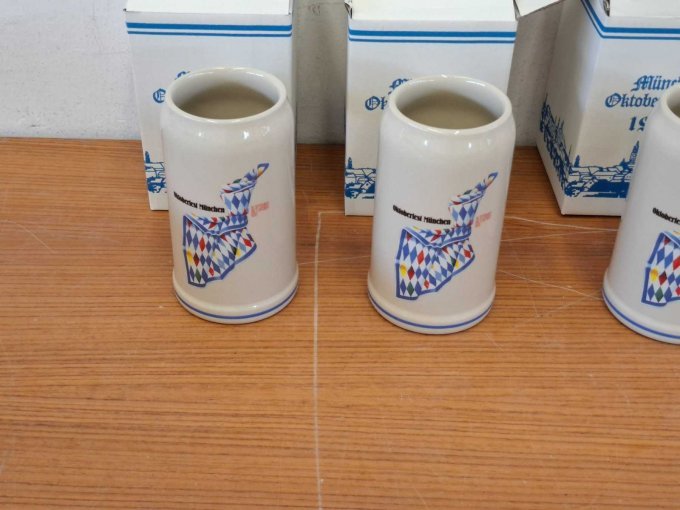 4 Oktoberfest-pullen zonder tinnen deksel, jaarpullen uit 1993, fabrikant: Rastal – foto 4 – kavel bij Zoll-Auktion, München