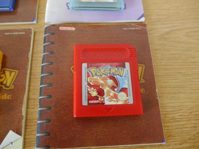 4 originele Pokémon GameBoy-spellen: Geel, Blauw, Rood, Crystal Edition, adapter, boekje – foto 3 – kavel bij Zoll-Auktion, Verden (Aller)