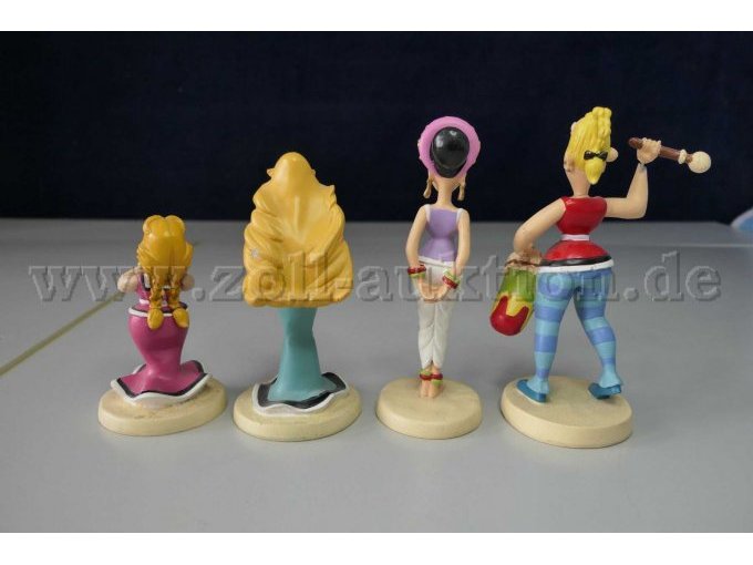 Plastoy Sammelfiguren "Asterix und seine Welt" Gesamtansicht von hinten
