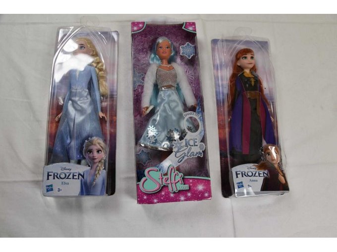 3 verschiedene Puppen