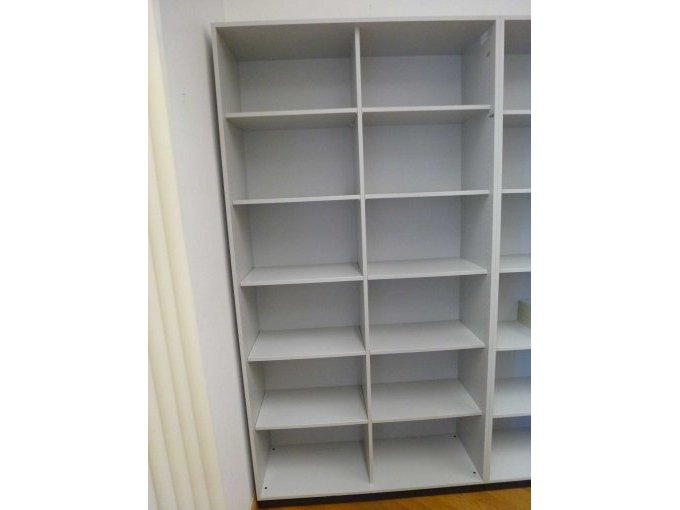 Regal lichtgrau linker Teil