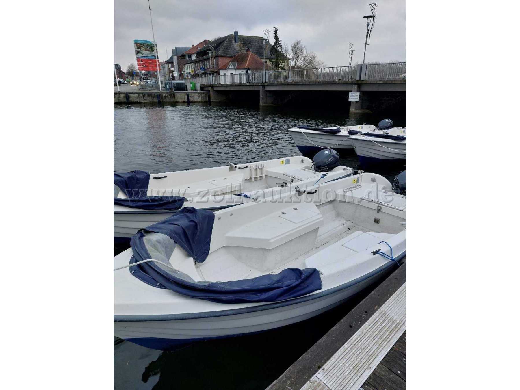 Vier Ryd-Boote 465 incl. Yamaha 8PS