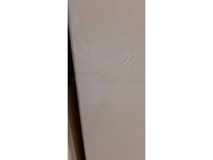 Detailansicht Kratzer und Farbreste