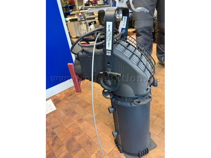 Bühnenscheinwerfer Selecon 18 PAC 1435/1 Pacific, seitlich 3