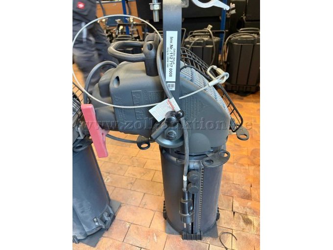 Bühnenscheinwerfer Selecon 18 PAC 1435/1 Pacific, seitlich 2