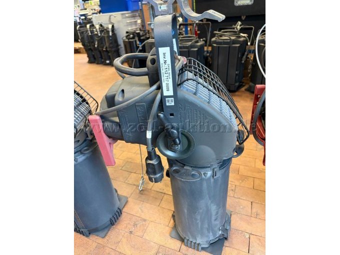 Bühnenscheinwerfer Selecon 18 PAC 1435/1 Pacific, seitlich 1