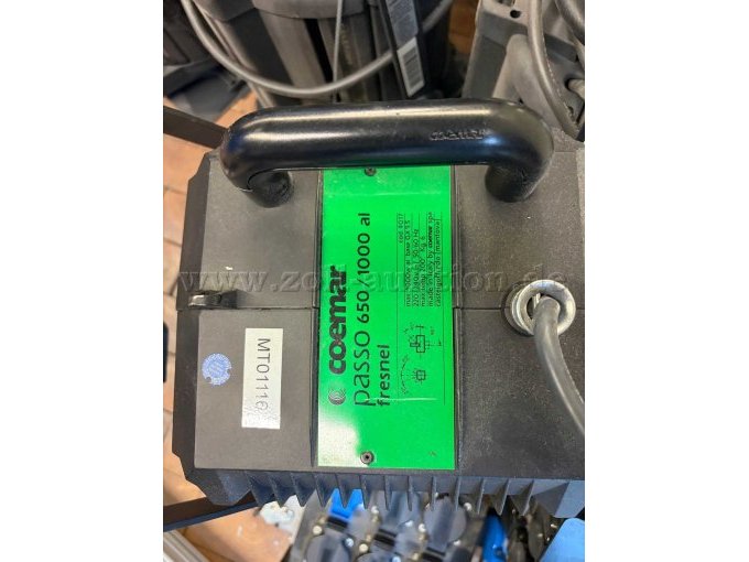 Coemar Passo 650/1000 al fresnel, Typenschild