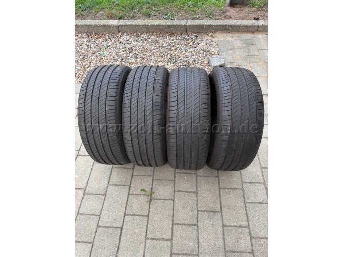 Gesamtansicht mit Profil