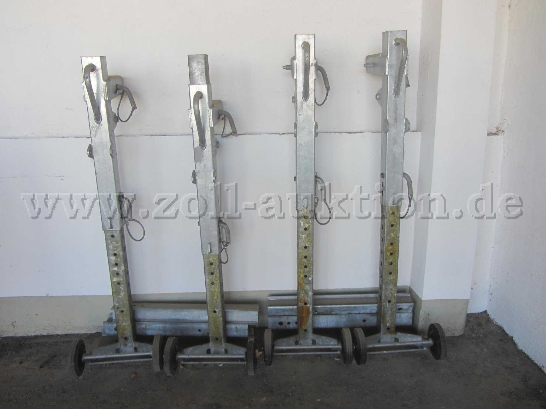 Stützfüße, Frontansicht