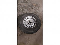 Gesamtansicht des Zustandes der Felge mit Gebrauchsspuren