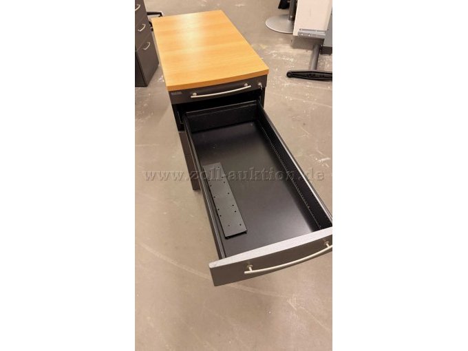 Ansicht zweite Schublade geöffnet