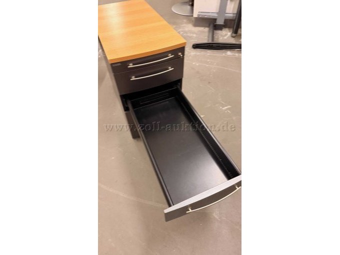 Ansicht dritte Schublade geöffnet