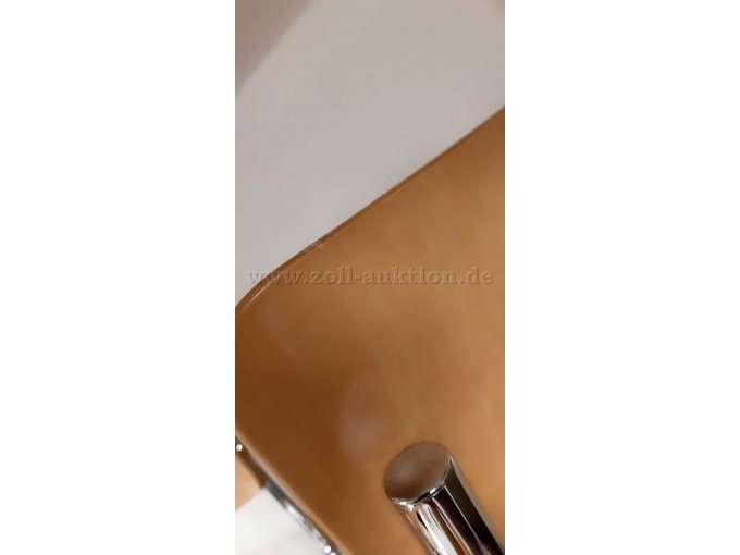 Delle/Kratzer Rückenlehne/Kante