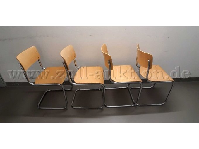 Seitliche Gesamtansicht