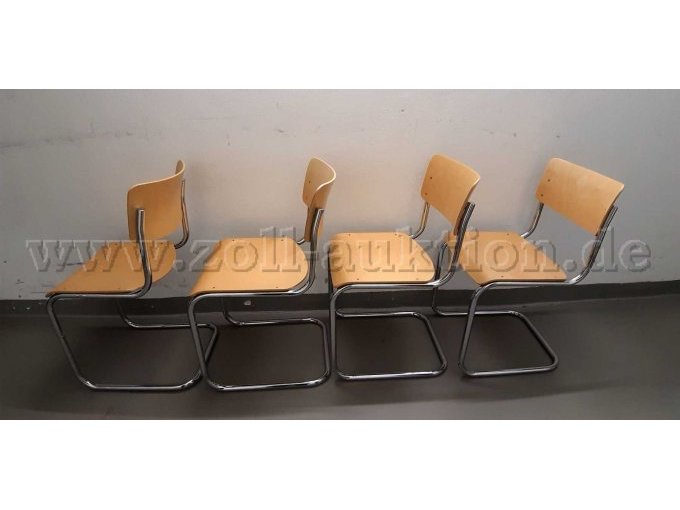 Seitliche Gesamtansicht