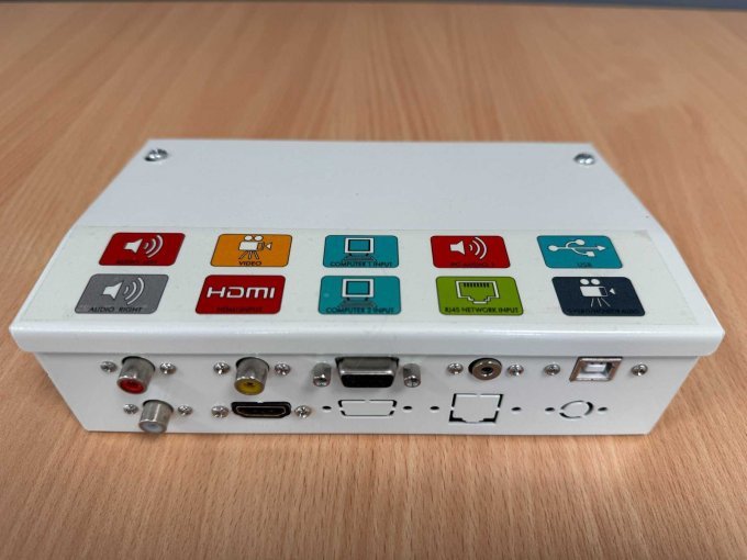 Verbindungsbox Kabelbox
Ansicht von vorne