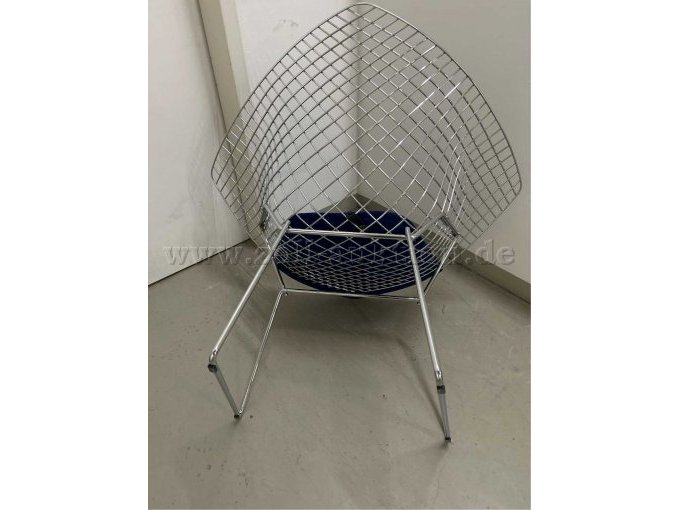 Knoll-Stuhl von hinten