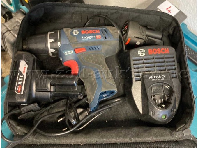 Akku Bohrschrauber GSR 12V-15 im Koffer