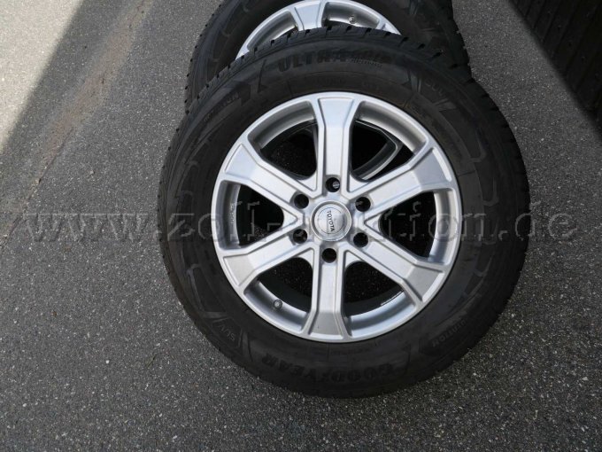 4 Winter-Kompletträder Goodyear UltraGrip Performance SUV 265/60R18 114H – foto 2 – kavel bij Zoll-Auktion, Vilseck