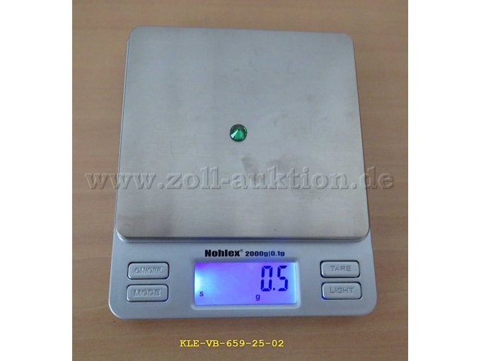 Gewicht synthetischer Edelstein Nr. 3 grün