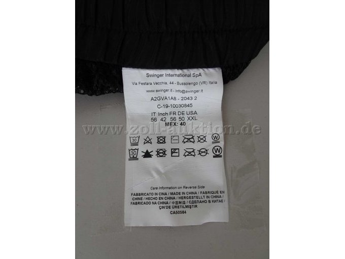 Detailansicht Herstelleretikett Hose
