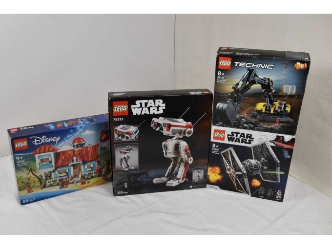 4 verschiedene „LEGO“ Sets Star Wars, Technik und Disney 4 verschiedene „LEGO“ Sets Star Wars, Technik und Disney