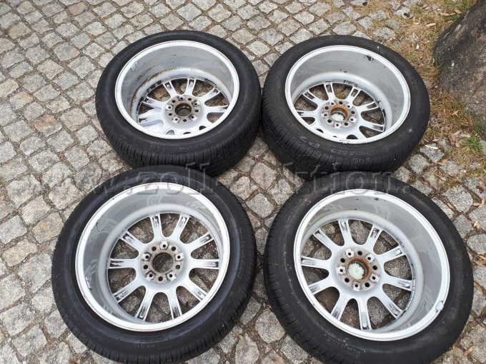 Gesamtansicht BMW Sommerräder Rückseite