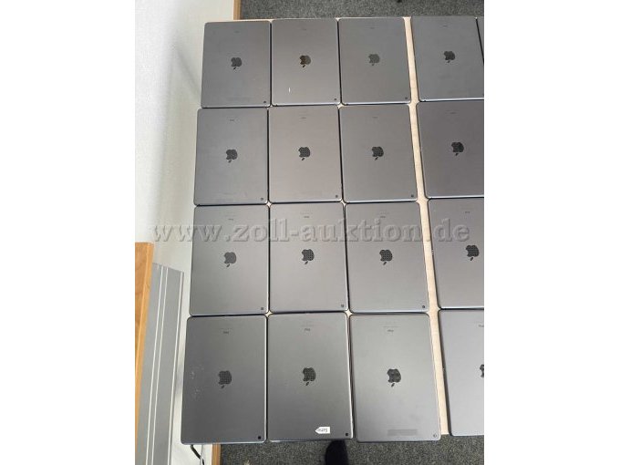 50 Apple iPads 8. Gen. A2270 32 GB 10,2'' Zoll (25,9cm) – foto 7 – kavel bij Zoll-Auktion, Backnang