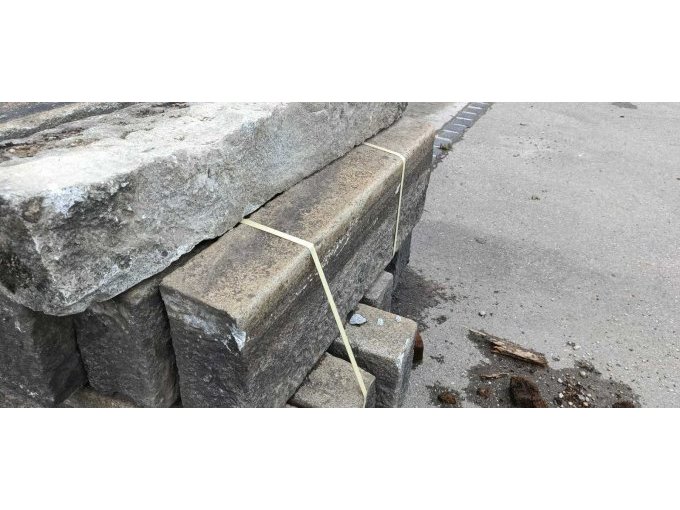 Leistensteine Granit gebr.