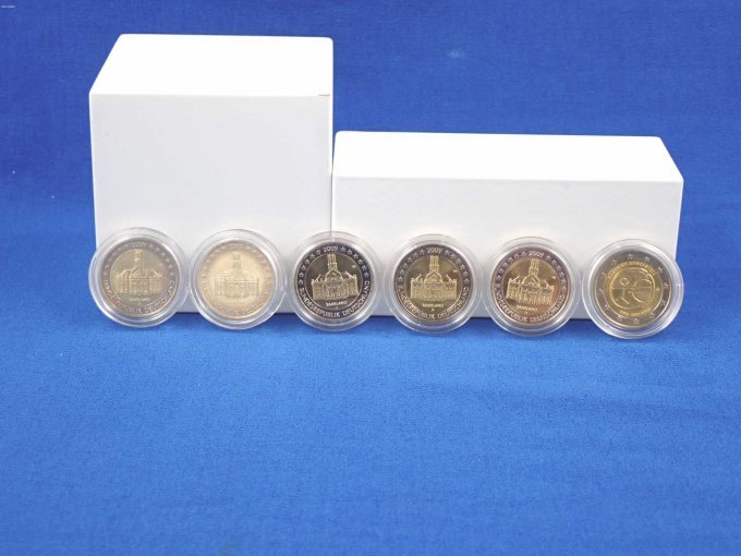 Charge 1: Bildseite der Münzen