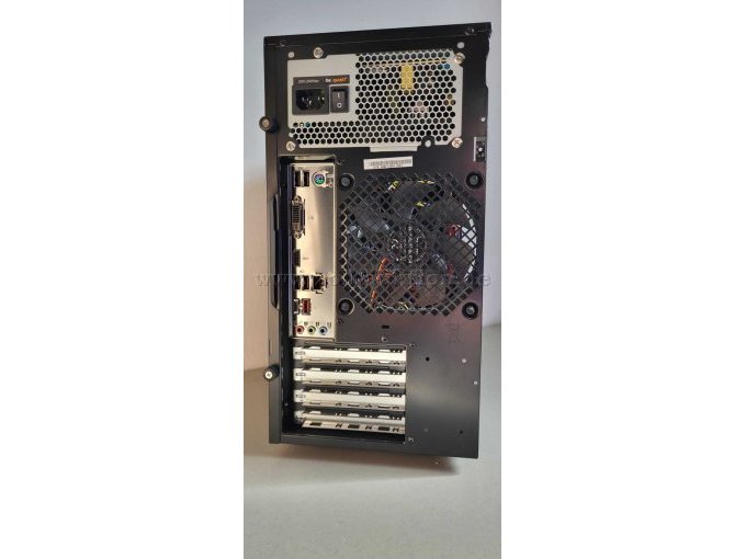 PC hinten