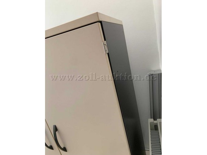 Schrank