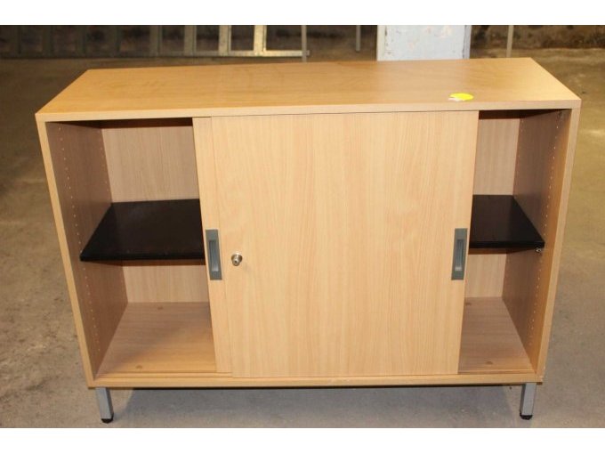 Schrank 3 - Türen geöffnet