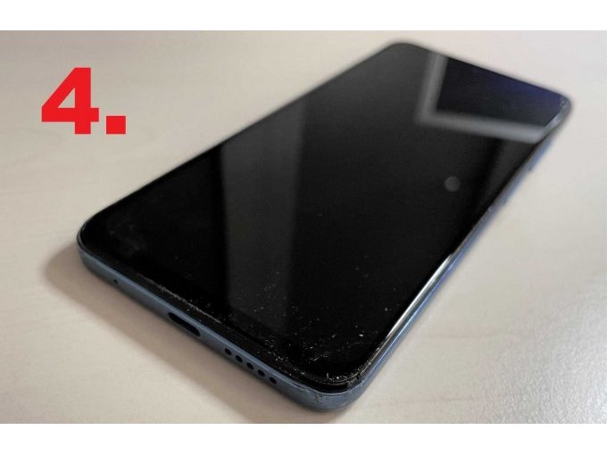 4. Xiaomi Redmi Note 11, Displayschaden