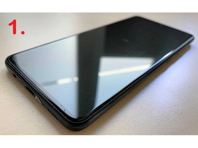 1. Samsung Galaxy A5, Display