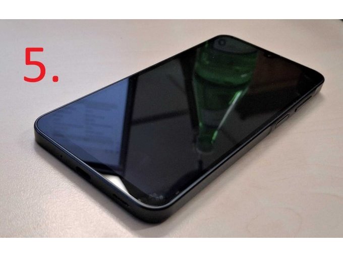 5. Samsung Galaxy A16 G4, Display