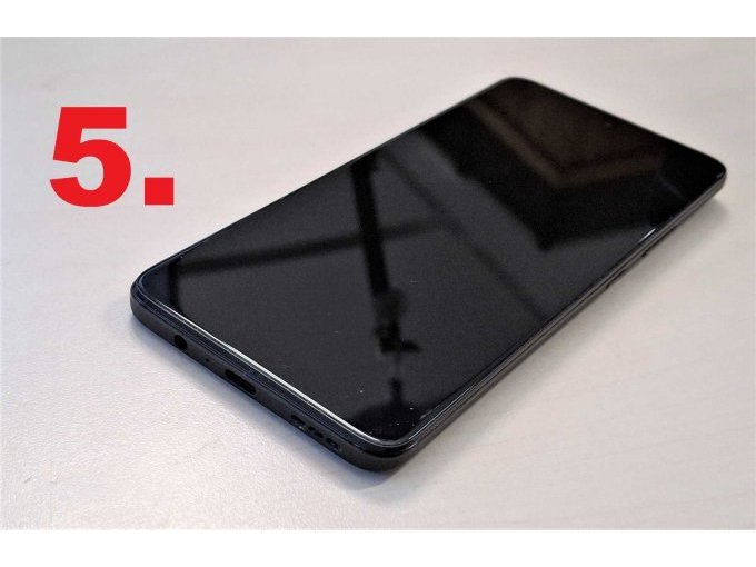 5. Motorola G72, Display