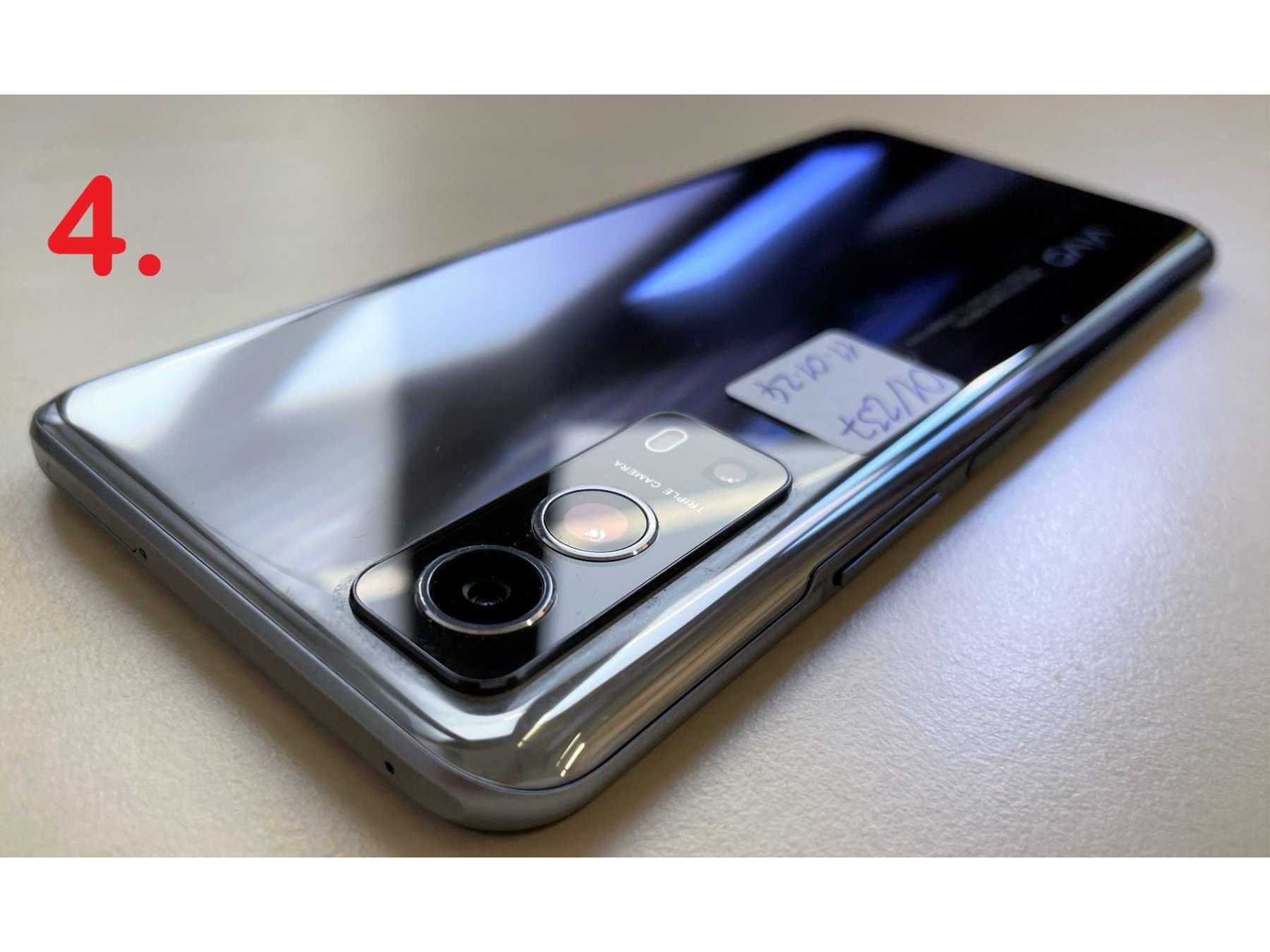 4. VIVO Y52, Rückseite